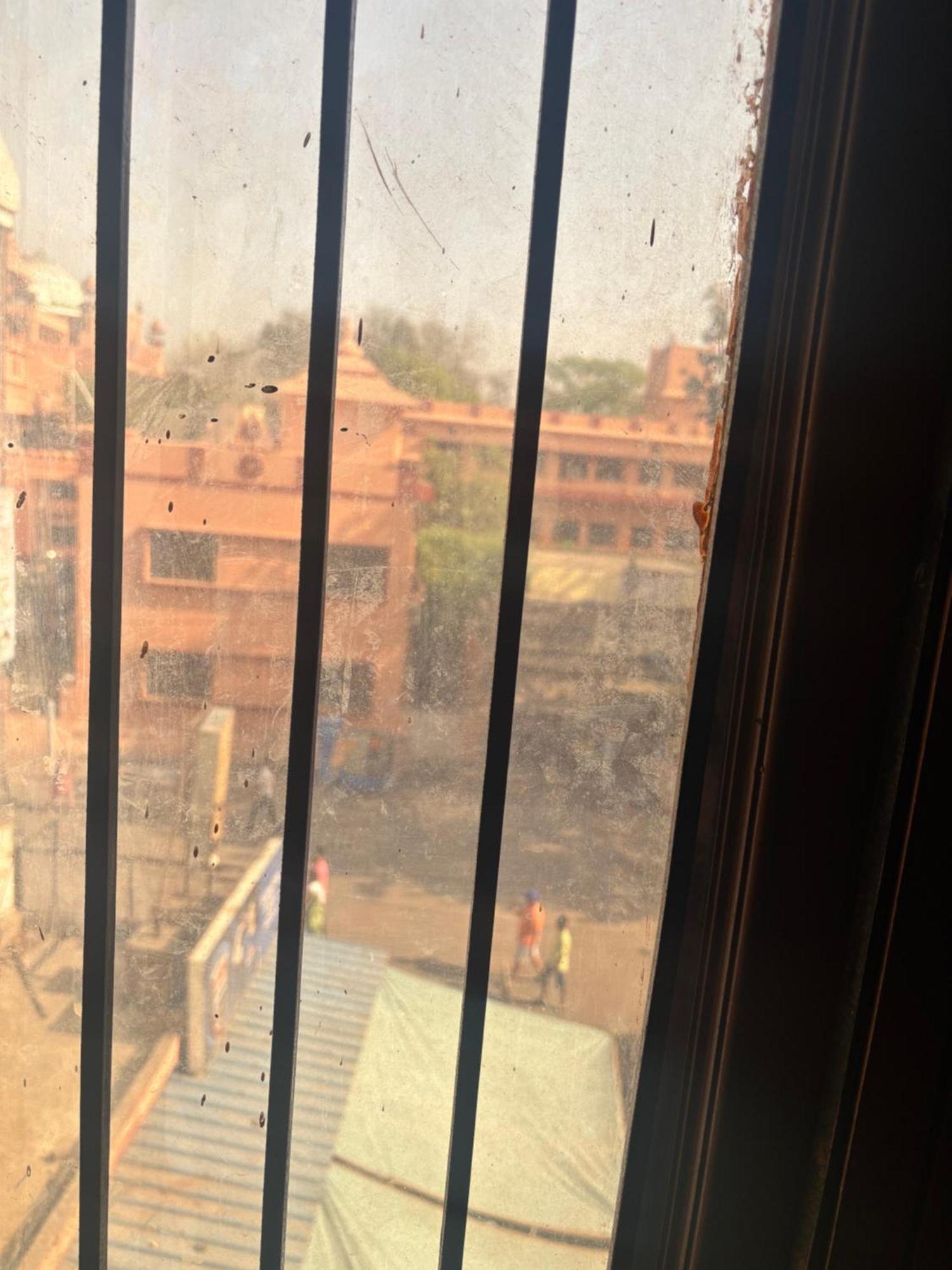 Sgh Guest House Mathura Bagian luar foto